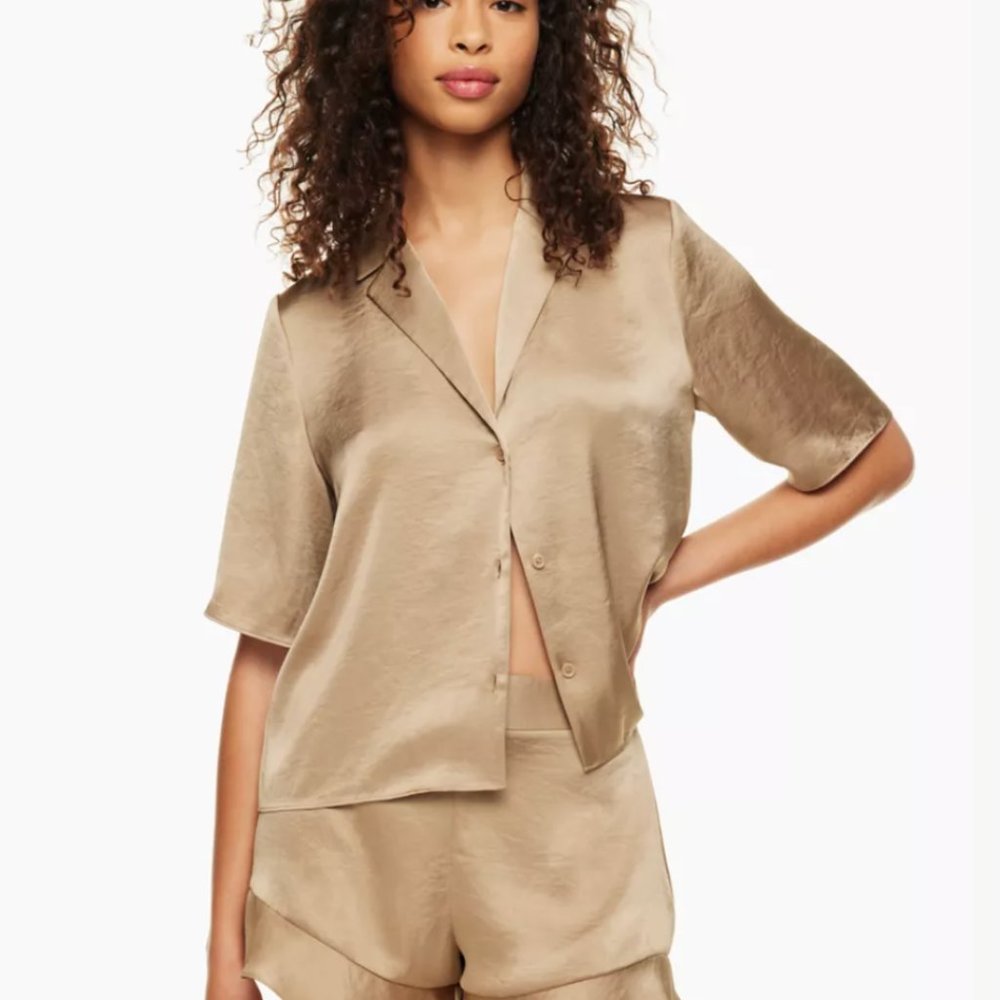 SHORT-SLEVEE SATIN BUTTON-UP BLOUSE - Picture 1 of 7